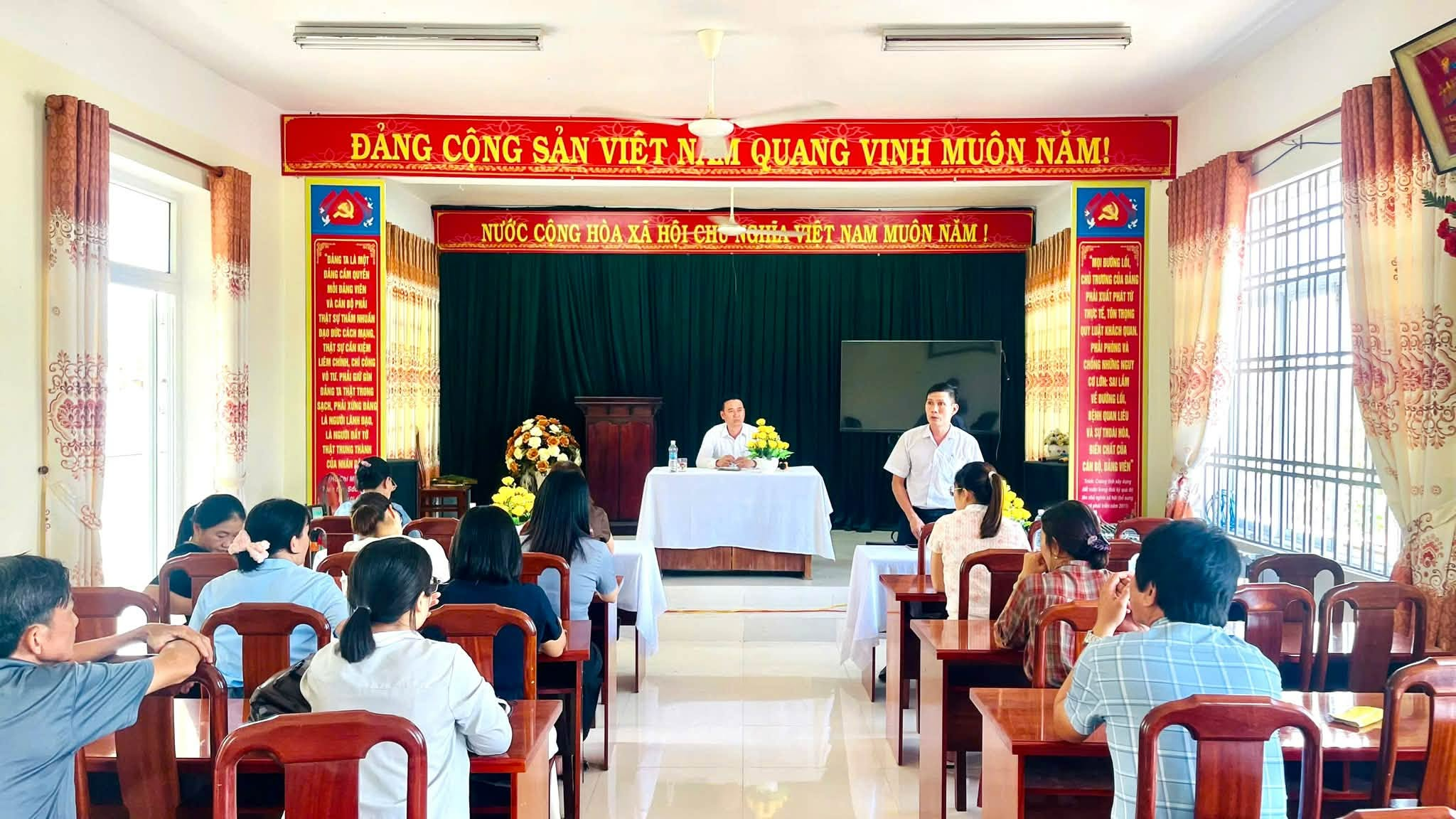 anh tin bai